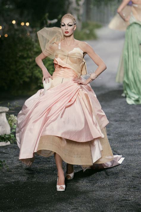 dior couture fall2005|christian Dior 2005 runway.